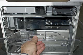 removing the Powermac G5's plastic cooling baffle