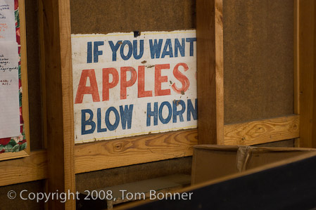 Sign: Blow Horn for Apples, Morganton, NC